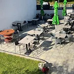 Madonca & Restaurant Hotel