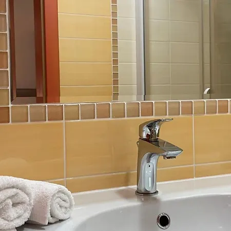 فندق Madonca & Restaurant نوفا جوريكا