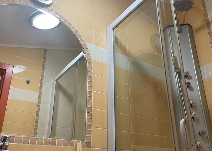 فندق Madonca & Restaurant 3*