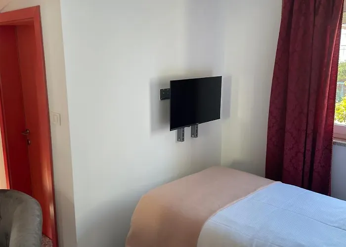 فندق Madonca & Restaurant