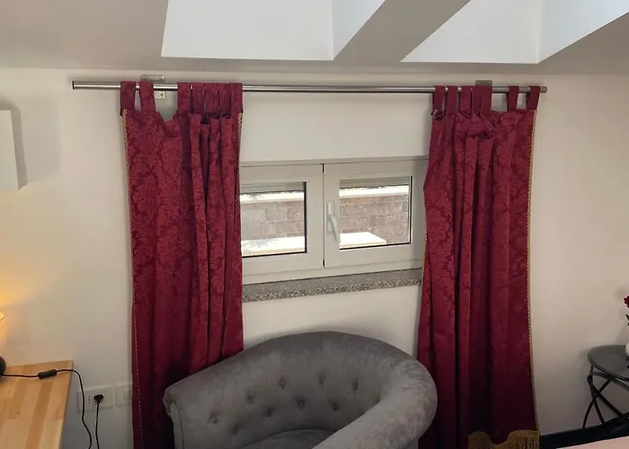 Madonca & Restaurant מלון